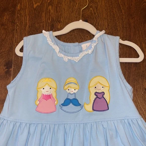Disney Princess Rapunzel, Cinderella, Sleeping Beauty Applique Dress - sz 5 & 8 - Picture 2 of 10